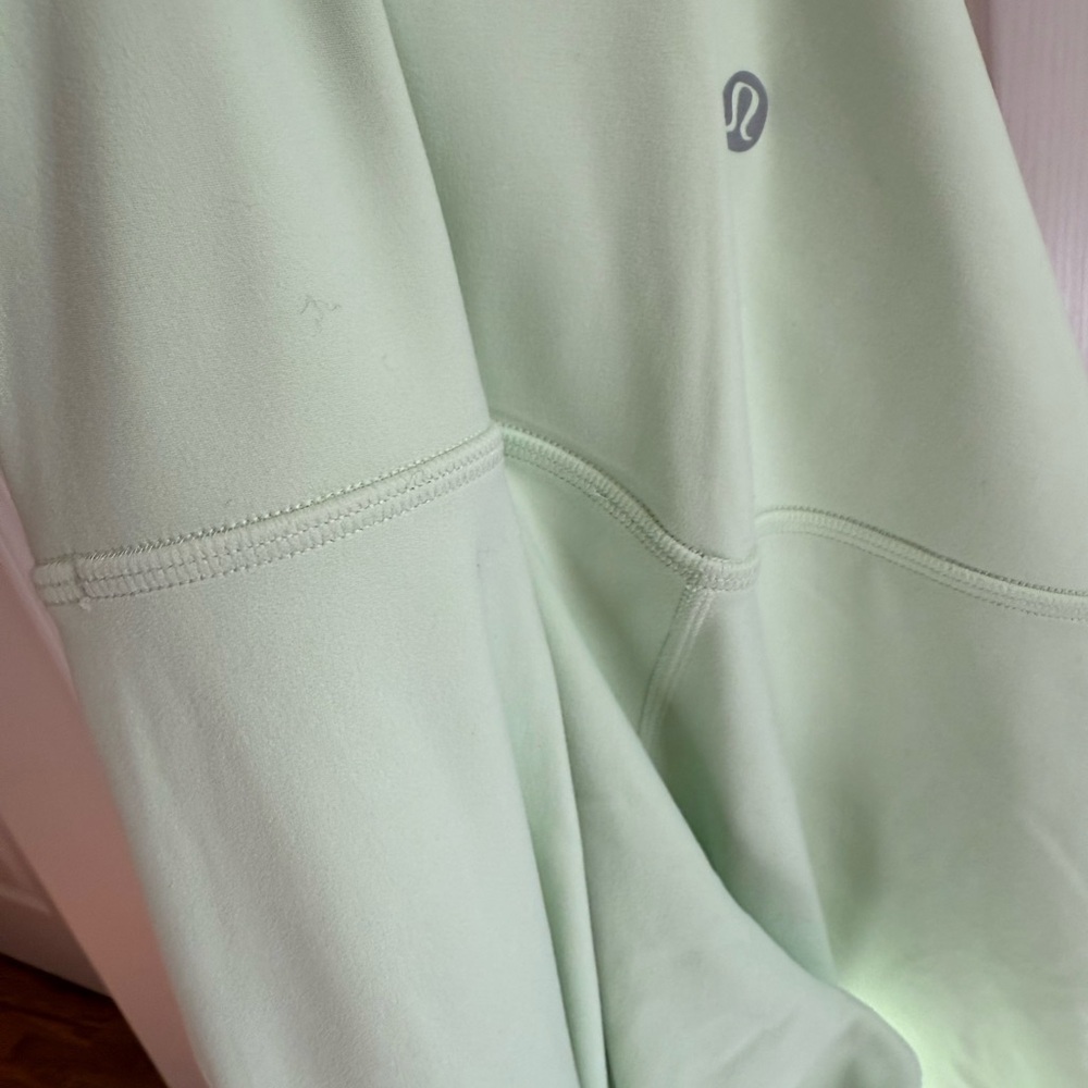 Lululemon capri leggings - Picture 5 of 5